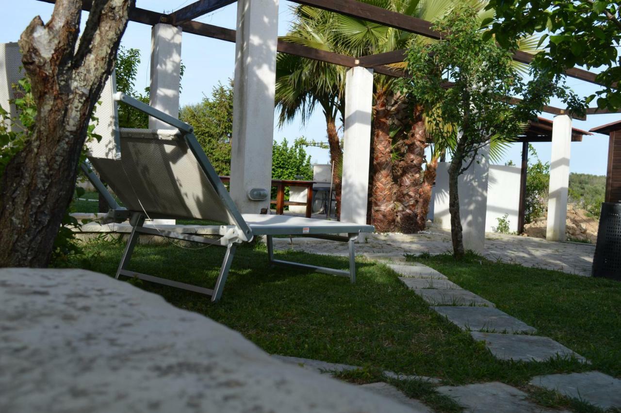 La Vallonea Casamassella Kültér fotó